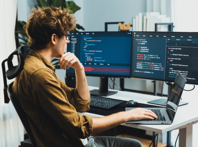Por qué no utilizar WordPress y apostar por un diseño web a medida en tu pyme